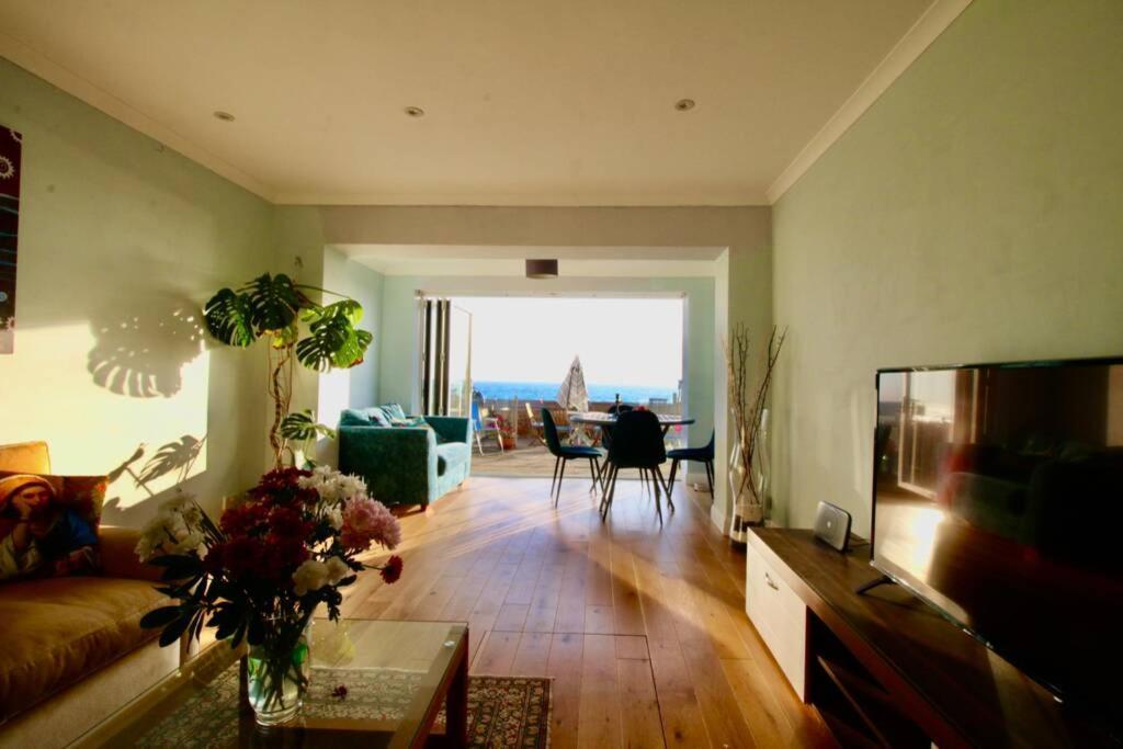 Serenity "Your Calm Seafront Retreat" By Air Premier Seaford Zewnętrze zdjęcie